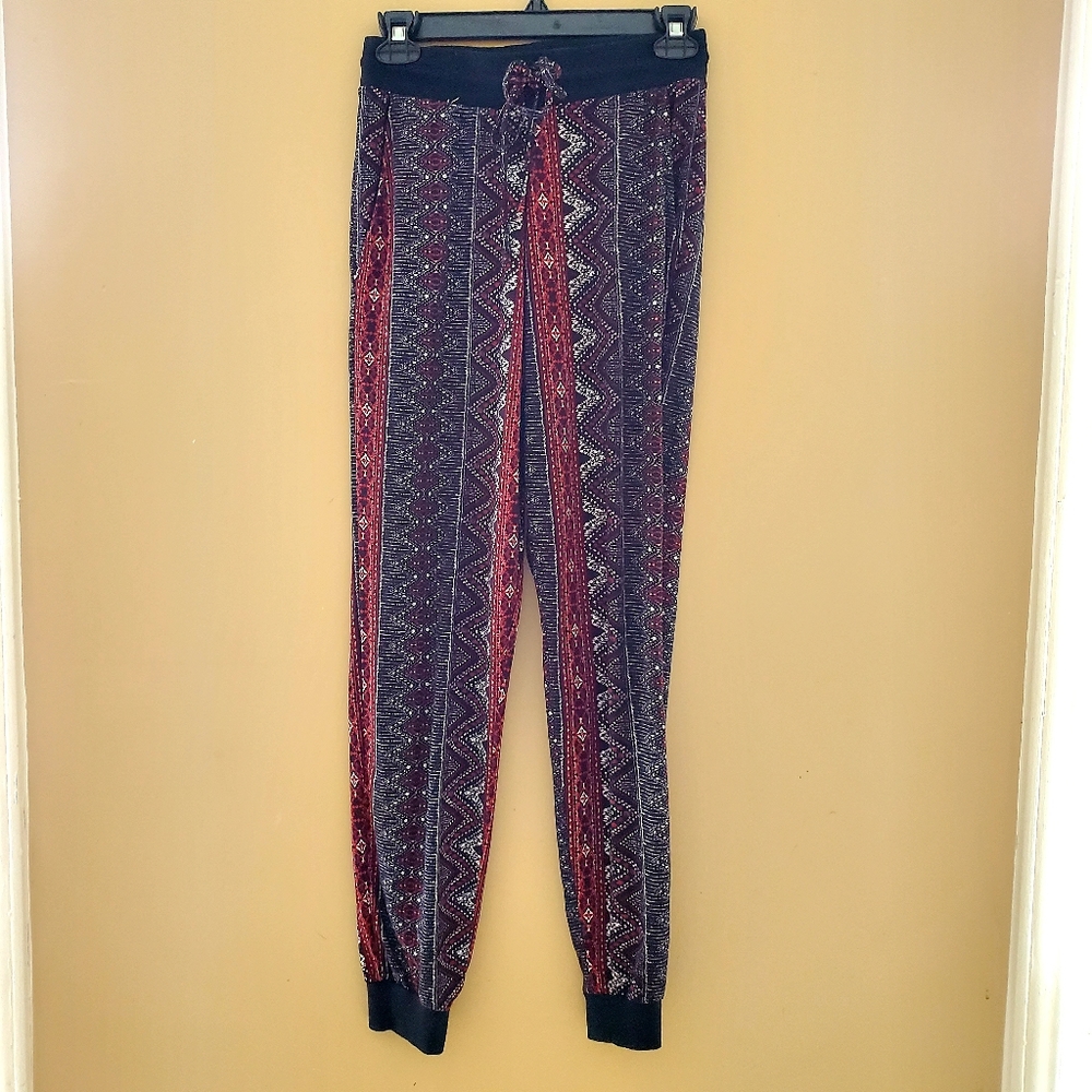 Eye candy joggers